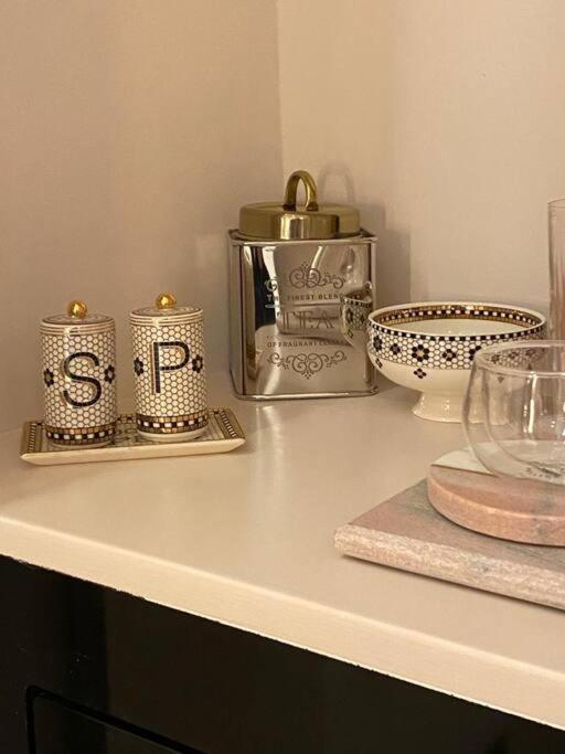Luxury Georgian Apartment - 5 Minute Walk To Spa Bath Luaran gambar