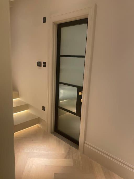 Luxury Georgian Apartment - 5 Minute Walk To Spa Bath Luaran gambar